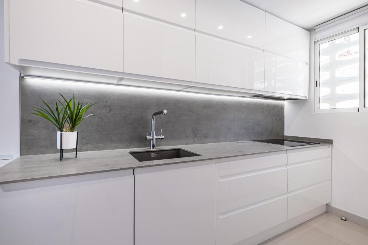 La Perla Benidorm Apartment Seaview & Pool Levante Beach Екстериор снимка
