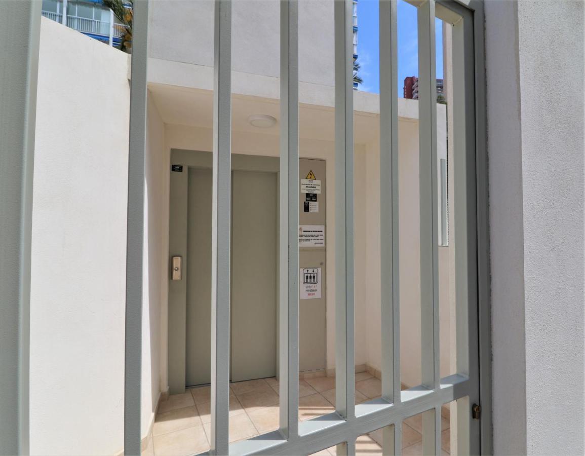 La Perla Benidorm Apartment Seaview & Pool Levante Beach Екстериор снимка