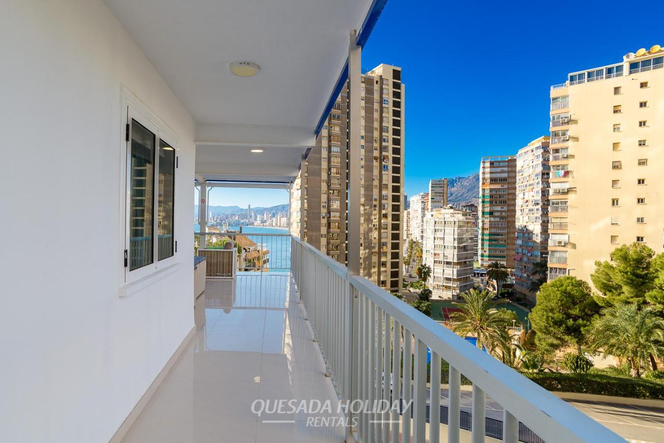 La Perla Benidorm Apartment Seaview & Pool Levante Beach Екстериор снимка